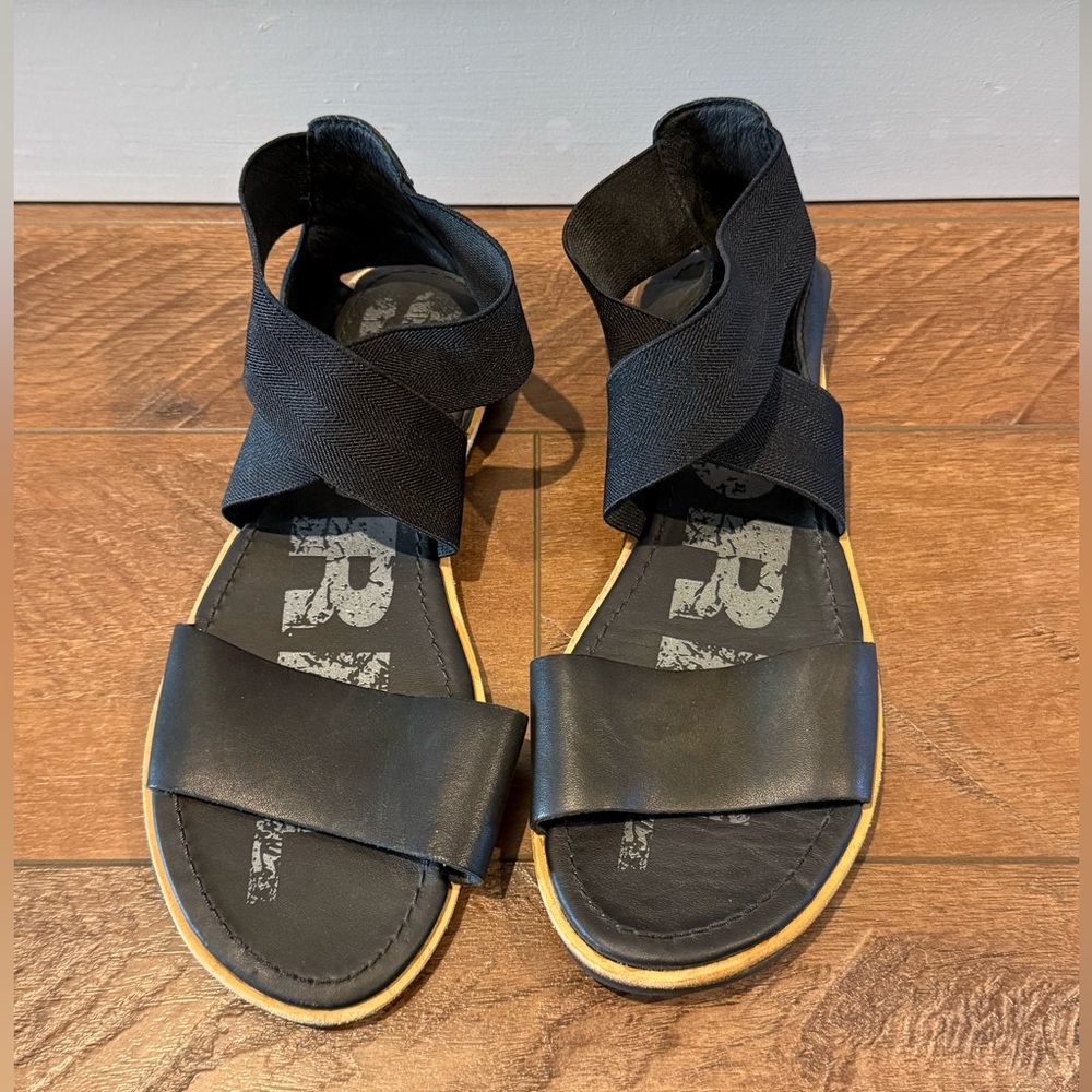 Sorel Ella Sandals - Picture 4 of 7